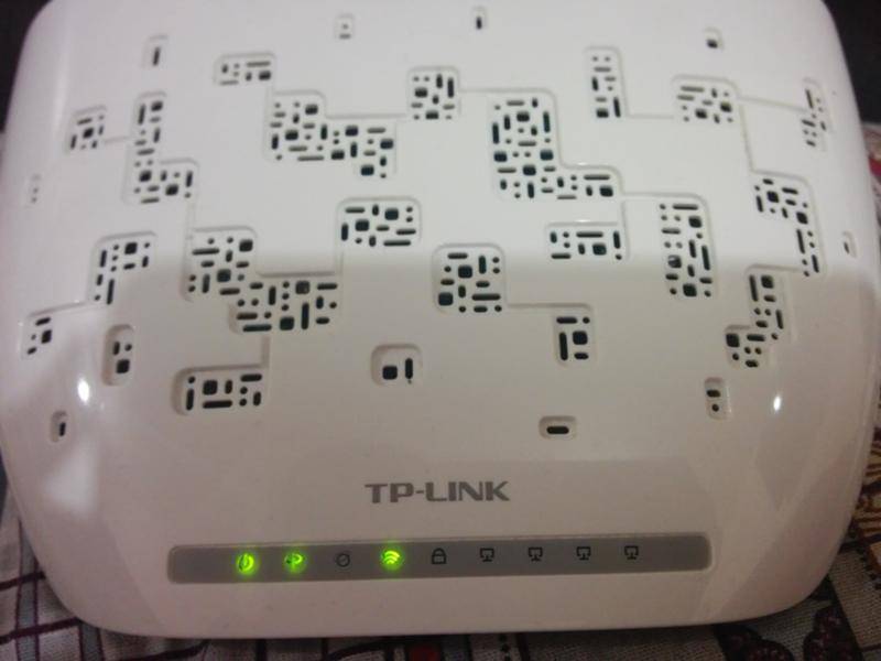 На роутере tp-link горит красная лампочка интернет: значение ошибки