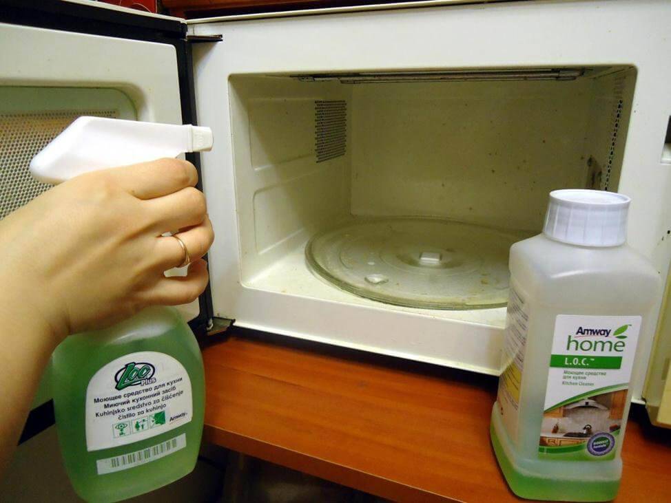 Чем помыть холодильник от запаха в домашних условиях: 14 эффективных способов