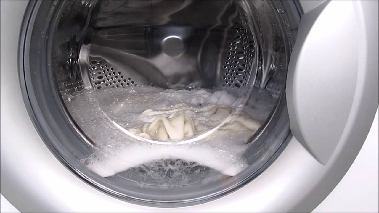 Течет стиральная машина снизу - причины и способы устранения