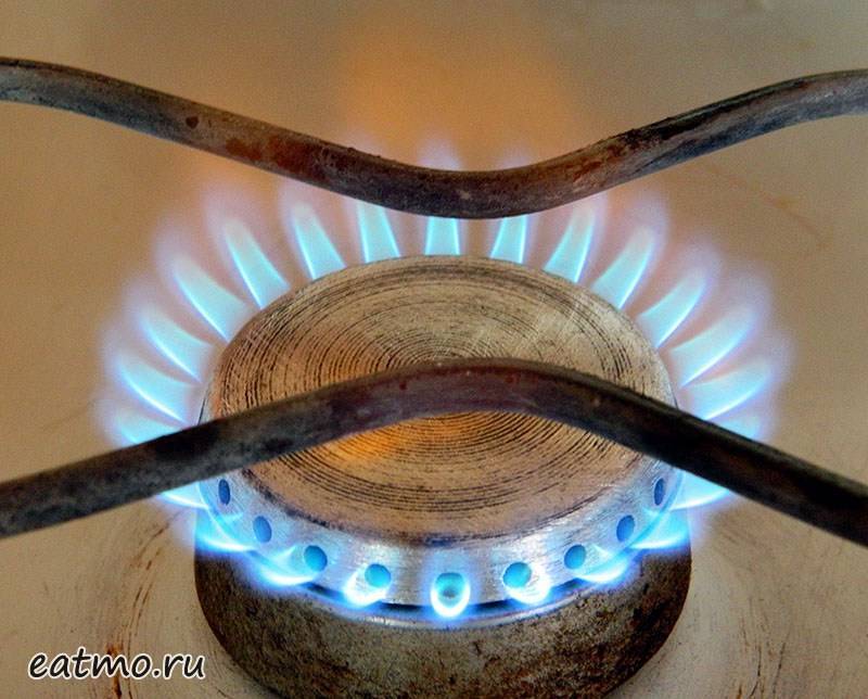 Почему коптит газовая плита – причины и методы устранения неисправности