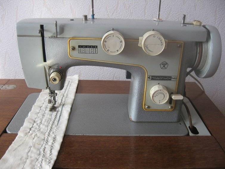 Как настроить древнюю швейную машинку – в подробностях. она еще даст фору новомодному пластику