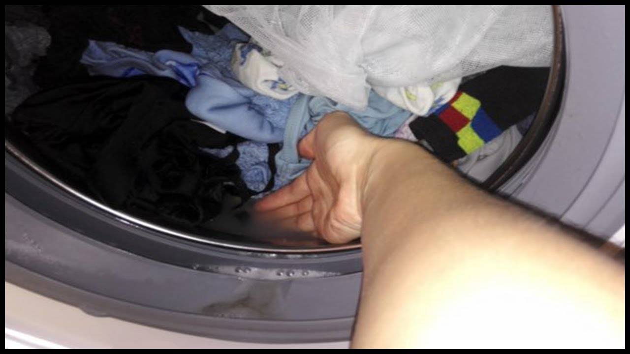 Почему стиральная машина трясется при отжимании и что делать?