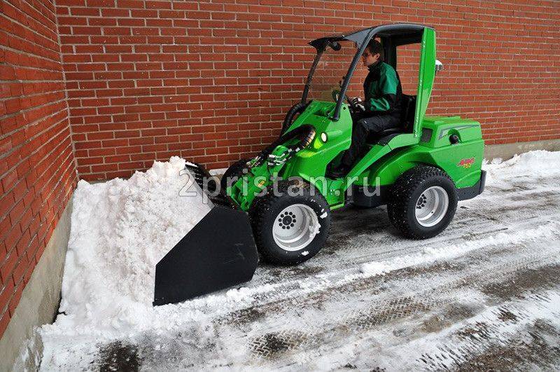 Разновидности снегоочистителей, используемых для чистки снега на тракторах мтз