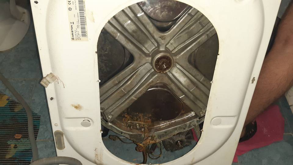 Замена подшипника в стиральной машине: как поменять индезит своими руками, снять барабан самсунг, выбить аристон