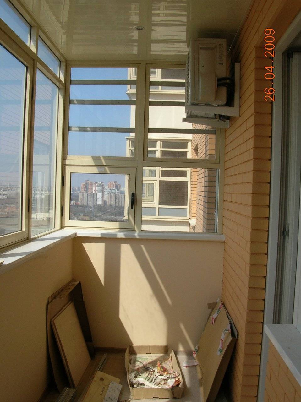 Можно ставить кондиционер на балконе