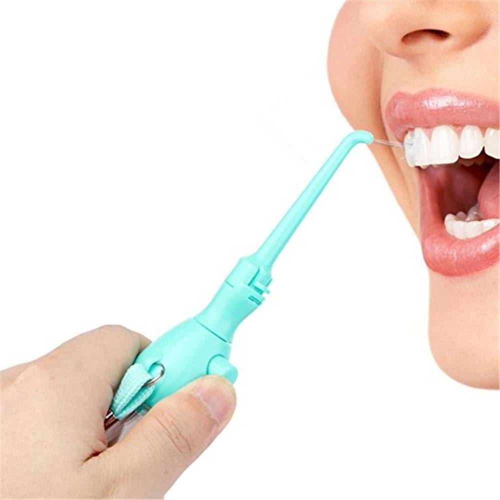Для чего нужен ирригатор: в стоматологии и дома, правильная чистка полости рта