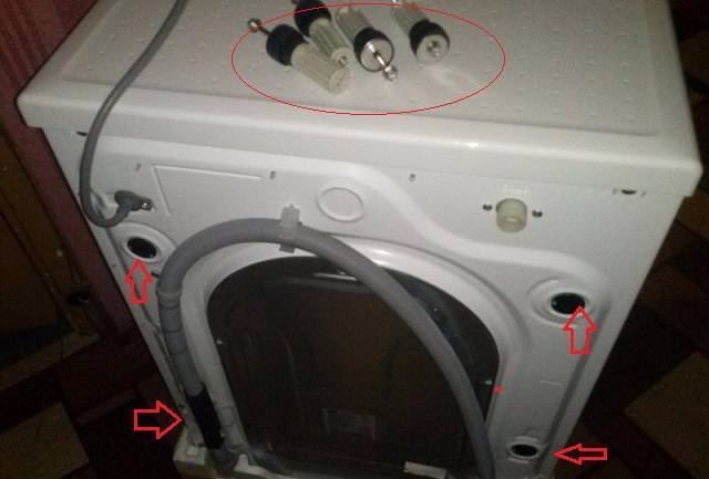 Транспортировочные болты на стиральной машине: где находятся и как их снять