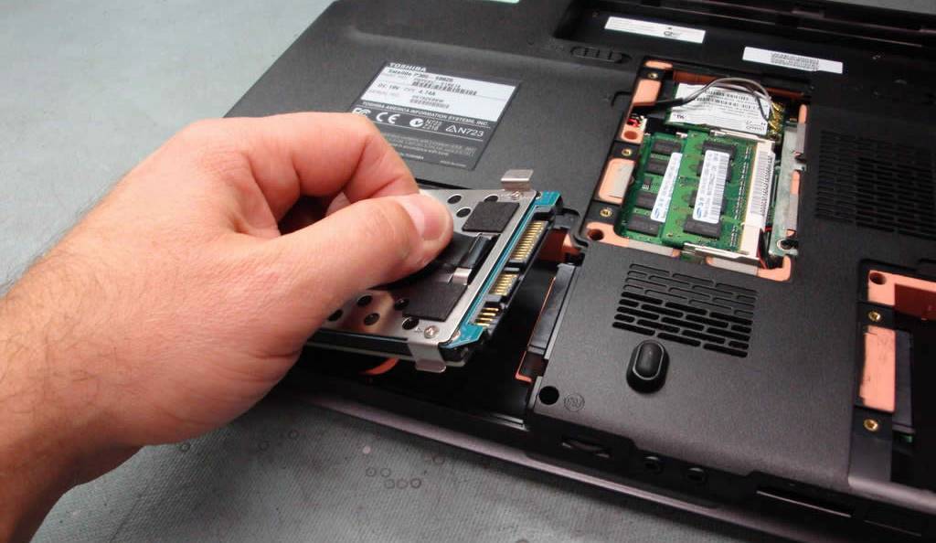 Жёсткие диски для ноутбуков: особенности подключения, адаптеры, замена и установка новых
