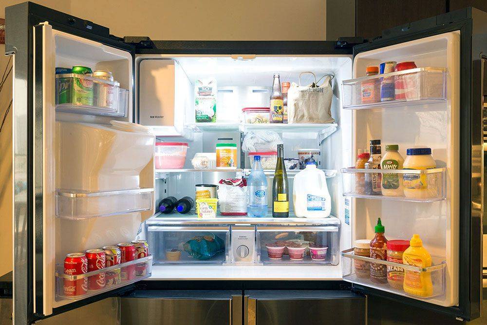 Выбор встраиваемого холодильника: большая инструкция + 4 основных критерия + топ лучших моделей по ценовой категории
