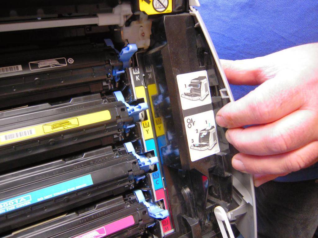 Как почистить принтер canon, epson, hp, brother, если он плохо печатает? чистка лазерного, струйного принтера в домашних условиях. можно ли очистить от краски принтерную головку, сопла, ленту, ролики и дюзы самому дома?