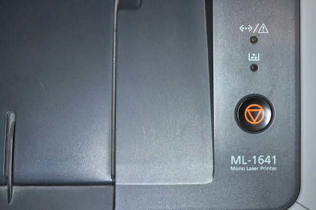 Samsung scx 3200 горит красный индикатор. как производится сброс счетчика и настроек принтера samsung
