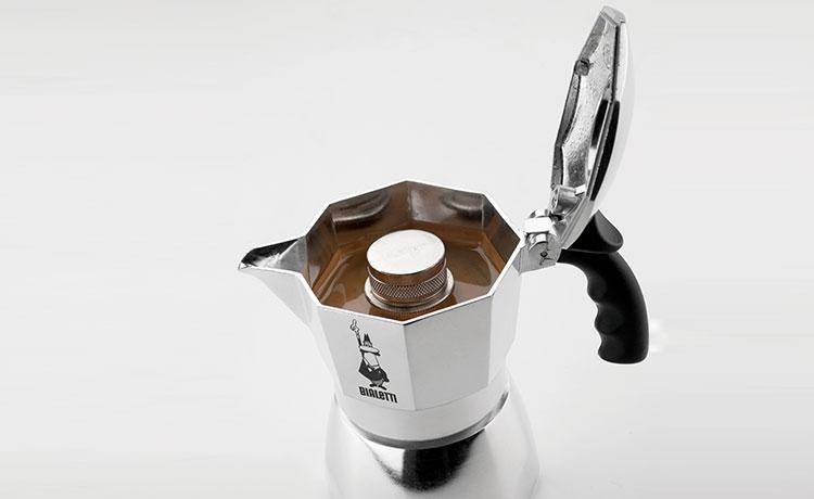 Кофе в гейзерной кофеварке: как сварить, какой помол подойдет, рецепты приготовление кофе, как делать кофе дома
