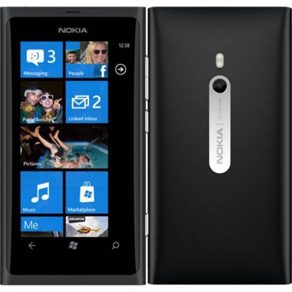 Nokia Lumia 800 – когда первый блин не комом