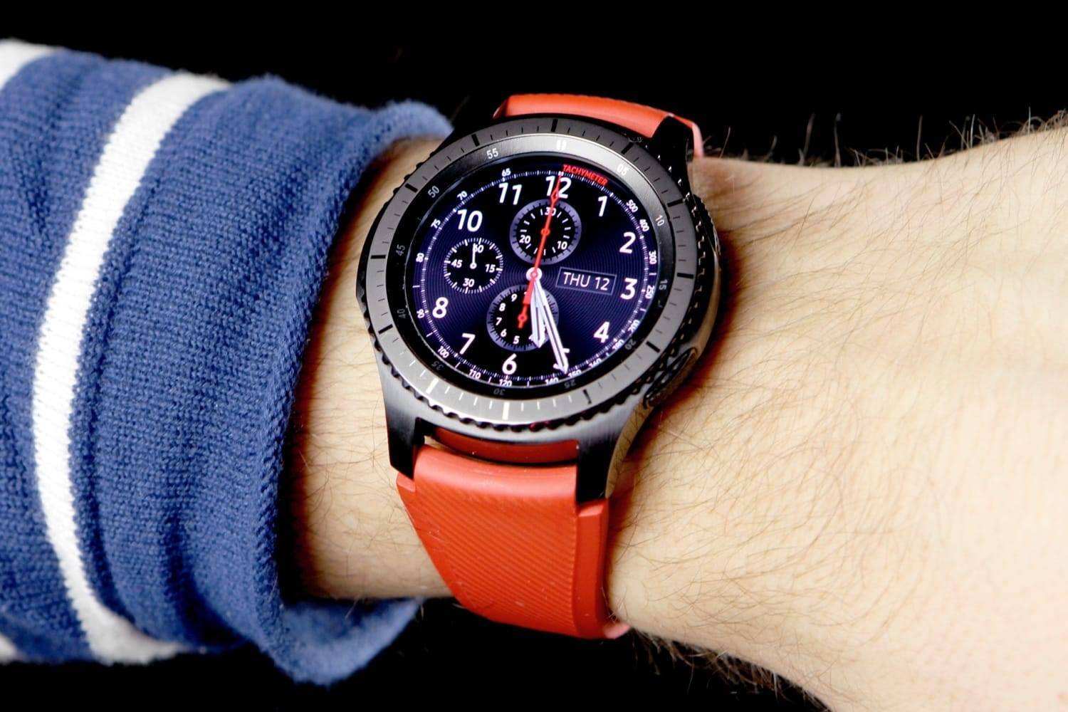 Samsung galaxy watch 4 lte 44mm vs samsung gear sport: в чем разница?